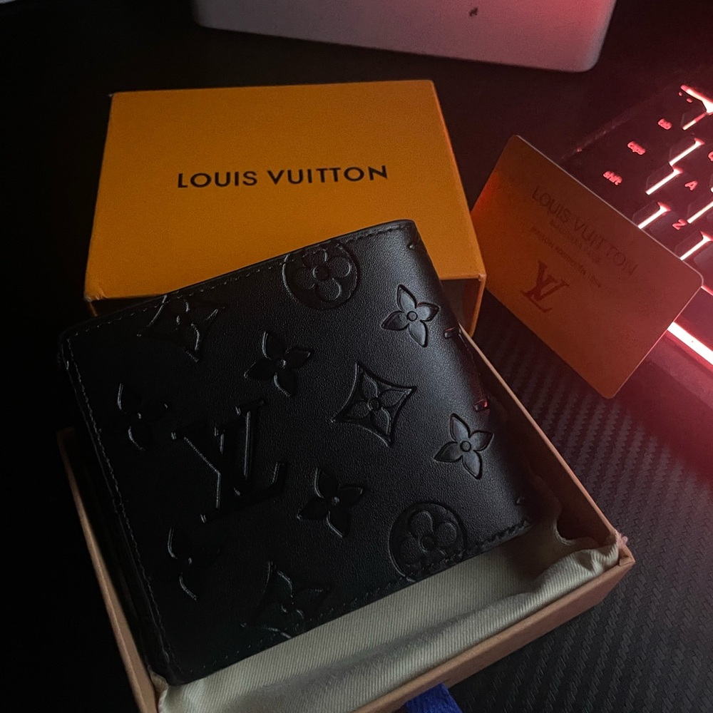 Louis Vuitton Black Monogram Key Holder